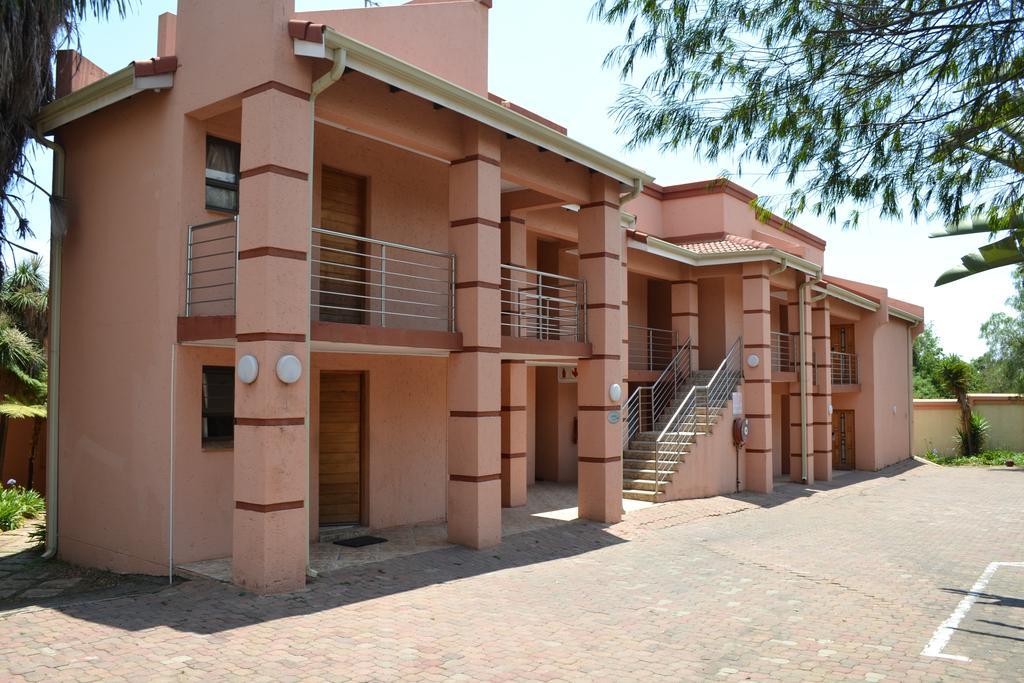 Eagles Nest Lodge Johannesburg Zewnętrze zdjęcie
