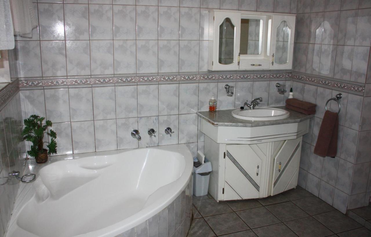 Eagles Nest Lodge Johannesburg Zewnętrze zdjęcie